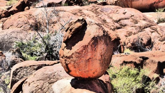 Devils Marbles, Warumungu, NT