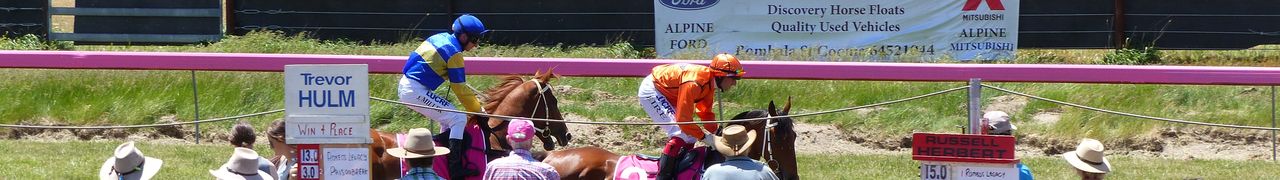 Jour de courses à Adaminaby