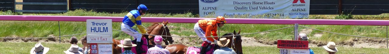 Jour de courses à Adaminaby